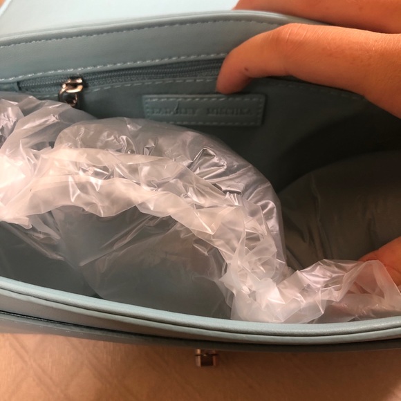 NWT Badgley Mischka light blue quilted pearl embellished chain strap crossbody - Picture 7 of 11